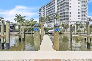 271 Southbay Dr, Naples, FL 34108 - Photo 24