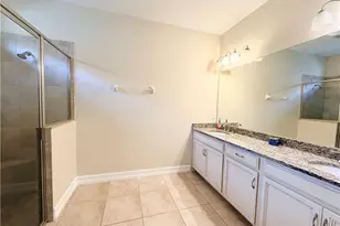 16432 Aberdeen Wy, Naples, FL 34110 - Photo 10