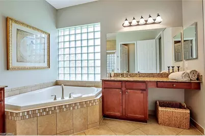3745 Pleasant Springs Dr, Naples, FL 34119 - Photo 16