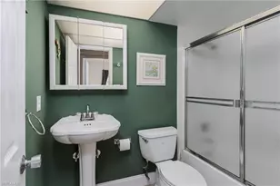 180 Turtle Lake Ct, Naples, FL 34105 - Photo 24