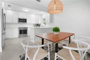 250 Lanchester Ct, Naples, FL 34112 - Photo 6