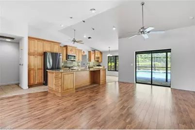 19028 Pine Run Ln, Fort Myers, FL 33967 - Photo 4