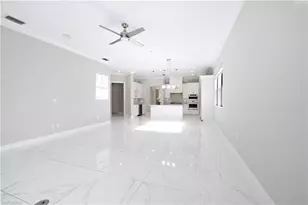 16374 Viansa Wy, Naples, FL 34110 - Photo 2