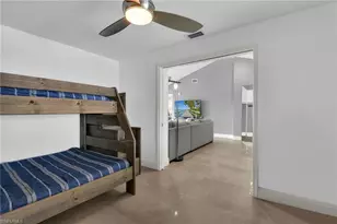 10684 Gulf Shore Dr, Naples, FL 34108 - Photo 24