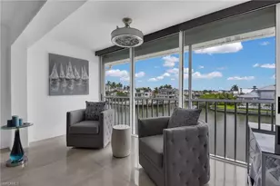 10684 Gulf Shore Dr, Naples, FL 34108 - Photo 12