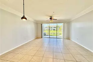 1164 Oxford Ln, Naples, FL 34105 - Photo 12