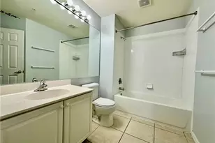 1164 Oxford Ln, Naples, FL 34105 - Photo 24