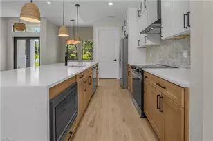 2719 2nd St NW, Naples, FL 34120 - Photo 28
