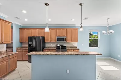 2414 Caslotti Way, Cape Coral, FL 33909 - Photo 6