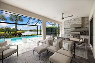 9584 Curlew Dr, Naples, FL 34120 - Photo 2