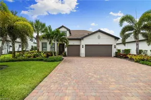 9584 Curlew Dr, Naples, FL 34120 - Photo 4