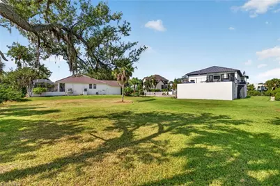 27218 High Seas Ln, Bonita Springs, FL 34135 - Photo 8
