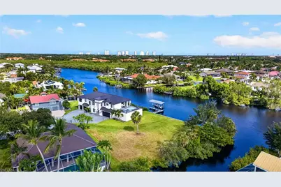 27218 High Seas Ln, Bonita Springs, FL 34135 - Photo 4