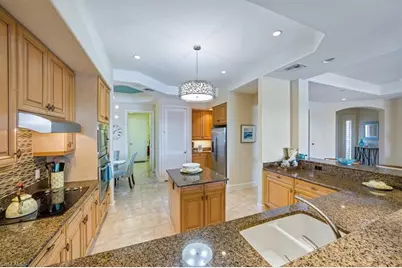 580 Avellino Isles Cir #18102, Naples, FL 34119 - Photo 12