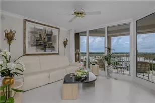 4021 Gulf Shore Blvd N, Naples, FL 34103 - Photo 16