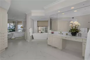 4021 Gulf Shore Blvd N, Naples, FL 34103 - Photo 8