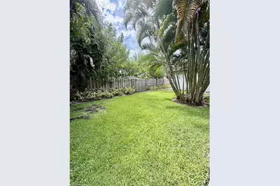 [Address not provided], Naples, FL 34108 - Photo 30