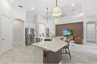 2327 Somerset Pl, Naples, FL 34120 - Photo 14