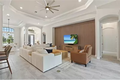2327 Somerset Pl, Naples, FL 34120 - Photo 4