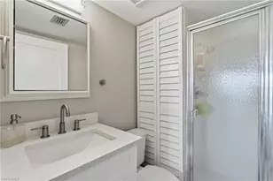 330 Kon Tiki Dr, Naples, FL 34113 - Photo 22