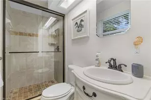 1281 10th St N, Naples, FL 34102 - Photo 18