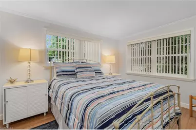 1281 10th St N, Naples, FL 34102 - Photo 22