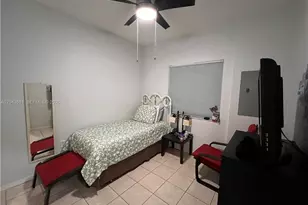 7820 Catalina Cir, Tamarac, FL 33321 - Photo 6