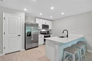 3013 41st St SW, Lehigh Acres, FL 33976 - Photo 8