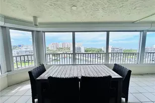 25 Bluebill Ave, Naples, FL 34108 - Photo 26