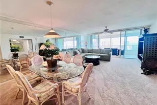 25 Bluebill Ave, Naples, FL 34108 - Photo 8