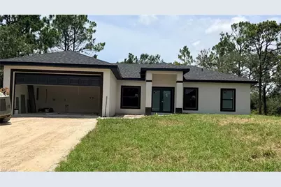 5233 NE 44 St, Naples, FL 34120 - Photo 2