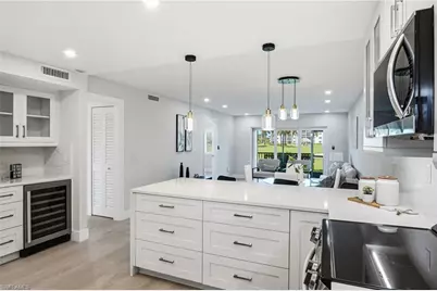9 High Point Cir N #108, Naples, FL 34103 - Photo 14