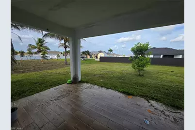 331 Nelson Rd N, Cape Coral, FL 33993 - Photo 26