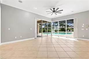 5120 Post Oak Ln, Naples, FL 34105 - Photo 10