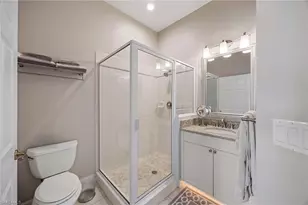 26960 Wyndhurst Ct, Bonita Springs, FL 34134 - Photo 20
