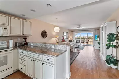 29 High Point Cir E #503, Naples, FL 34103 - Photo 4