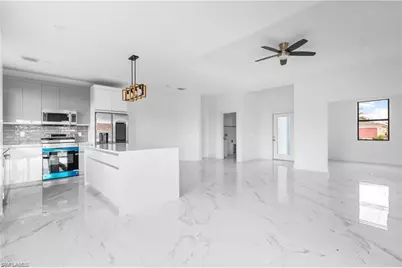 1806 NE 21st Pl, Cape Coral, FL 33909 - Photo 8