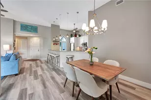 583 Beachwalk Cir, Naples, FL 34108 - Photo 6