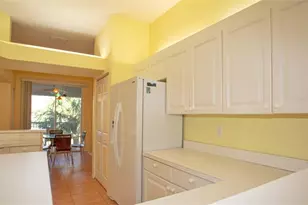 6855 Satinleaf Rd S, Naples, FL 34109 - Photo 14
