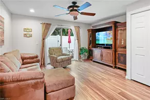 4641 SW Santa Barbara Pl, Cape Coral, FL 33914 - Photo 1