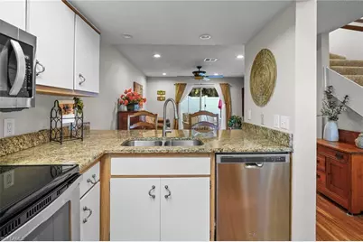 4641 SW Santa Barbara Pl #2, Cape Coral, FL 33914 - Photo 10