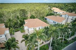 2855 Tiburon Blvd E, Naples, FL 34109 - Photo 4