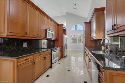 2137 Isla De Palma Cir, Naples, FL 34119 - Photo 10