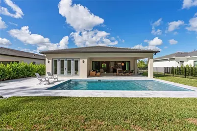 240 Allamanda Way, Naples, FL 34114 - Photo 8