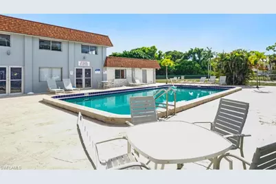2878 Donnelly Dr #106, Lake Worth, FL 33462 - Photo 20