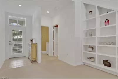 4872 W Boulevard Ct, Naples, FL 34103 - Photo 4