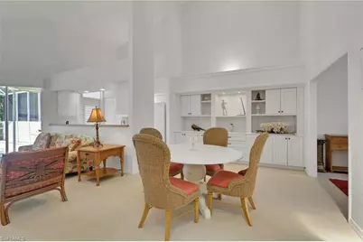 4872 W Boulevard Ct, Naples, FL 34103 - Photo 8