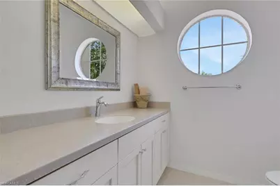 4872 W Boulevard Ct, Naples, FL 34103 - Photo 22