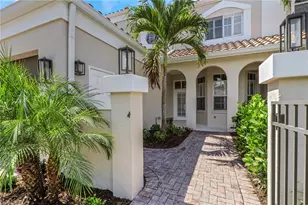 4872 W Blvd Ct, Naples, FL 34103 - Photo 2