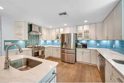 1155 12th St N, Naples, FL 34102 - Photo 8